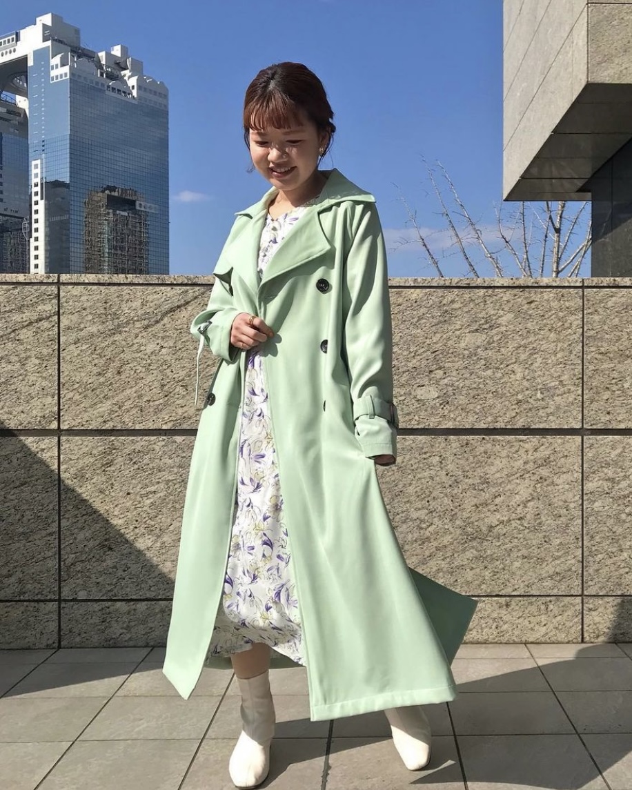 レーススリーブブラウス