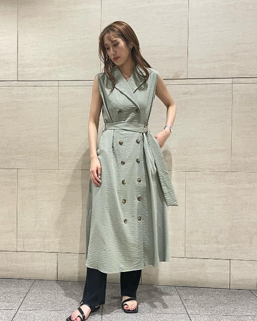 ビジュー付きスウェットチュニック