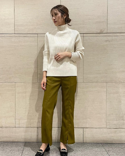 ビジュー付きスウェットチュニック