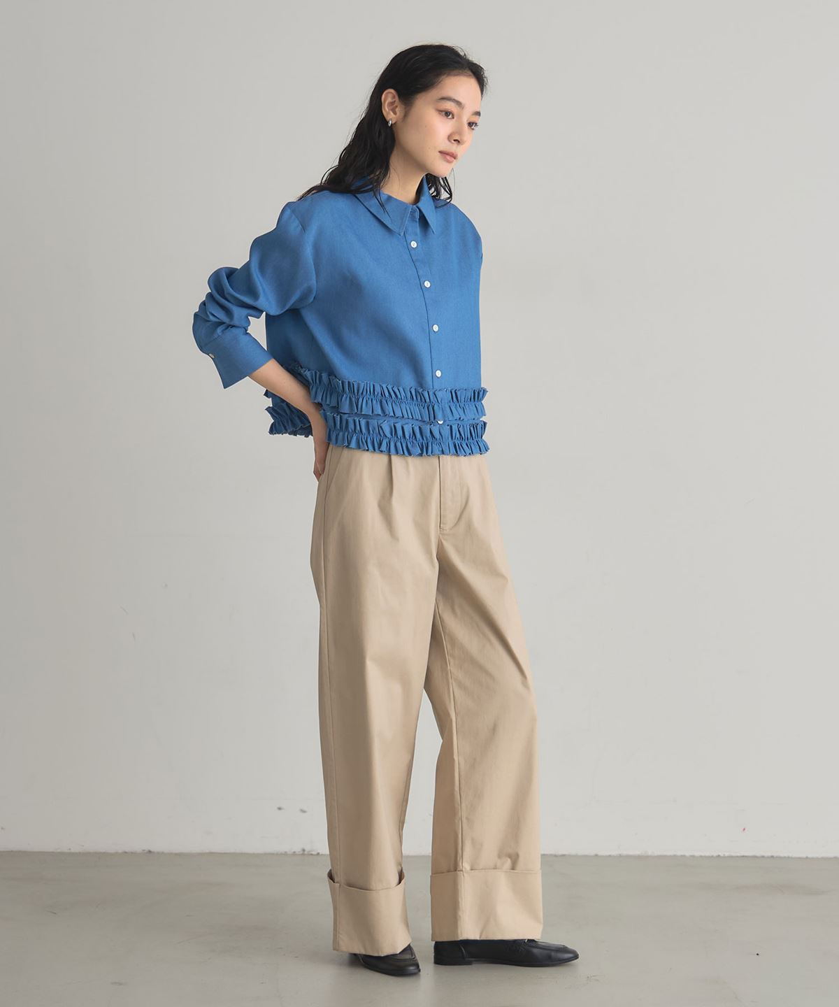 デニム裾フリルシャツ