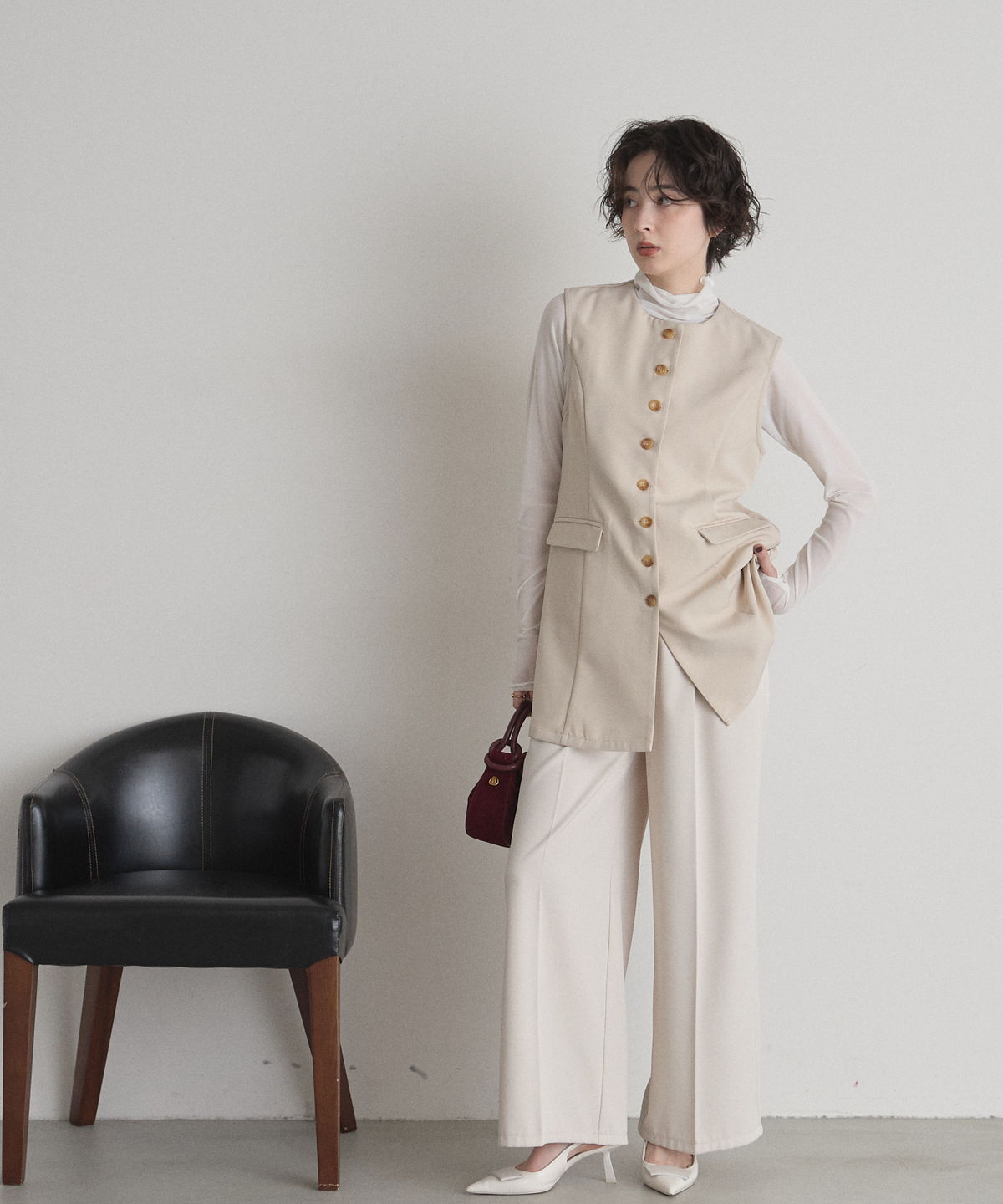 オフィシャルサイト限定】ボタンデザインフレアジレ