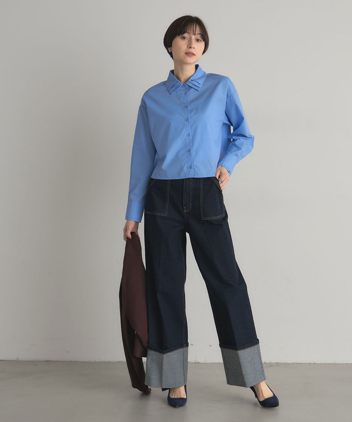 タックデザインシャツ