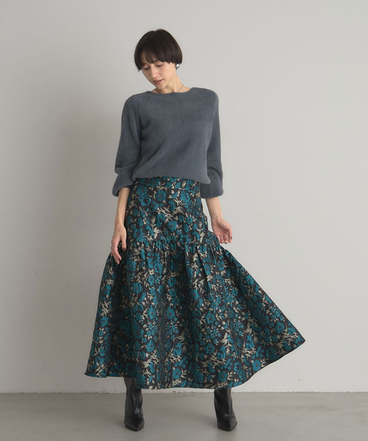 フラワージャガードスカート