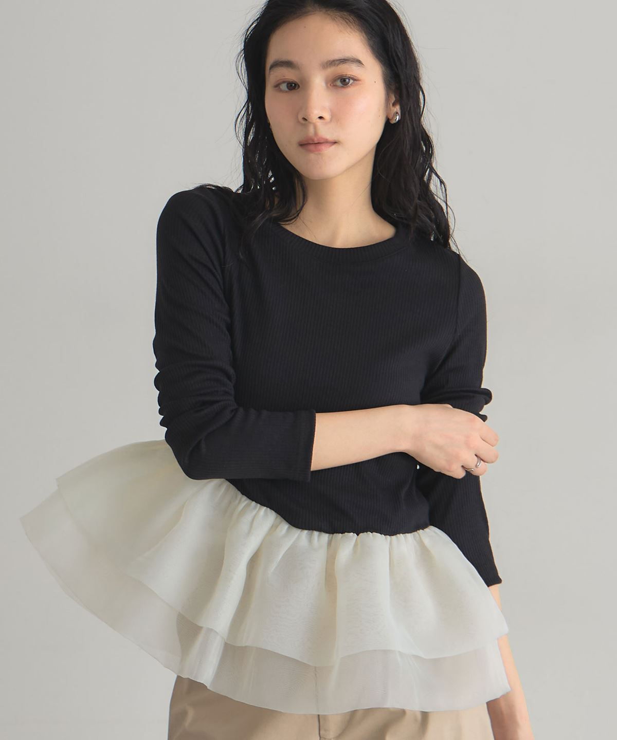 ボリュームフリルカットソー