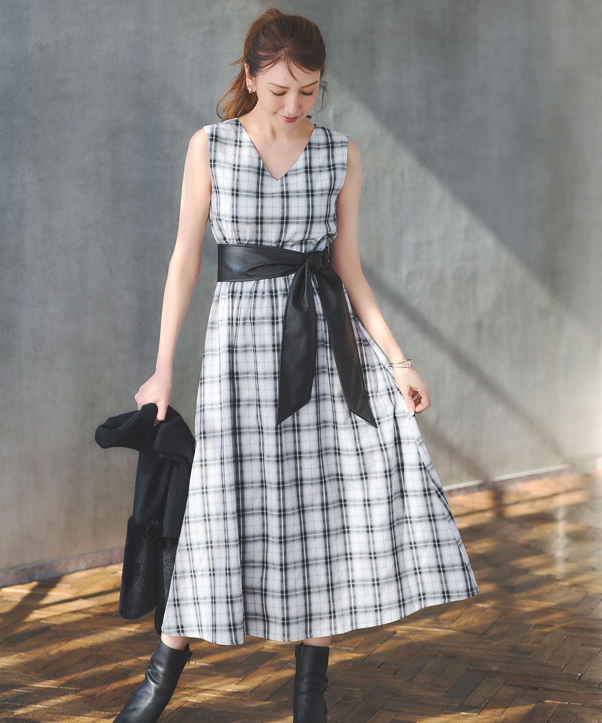 美香さん着用】レザーベルトチェックワンピース