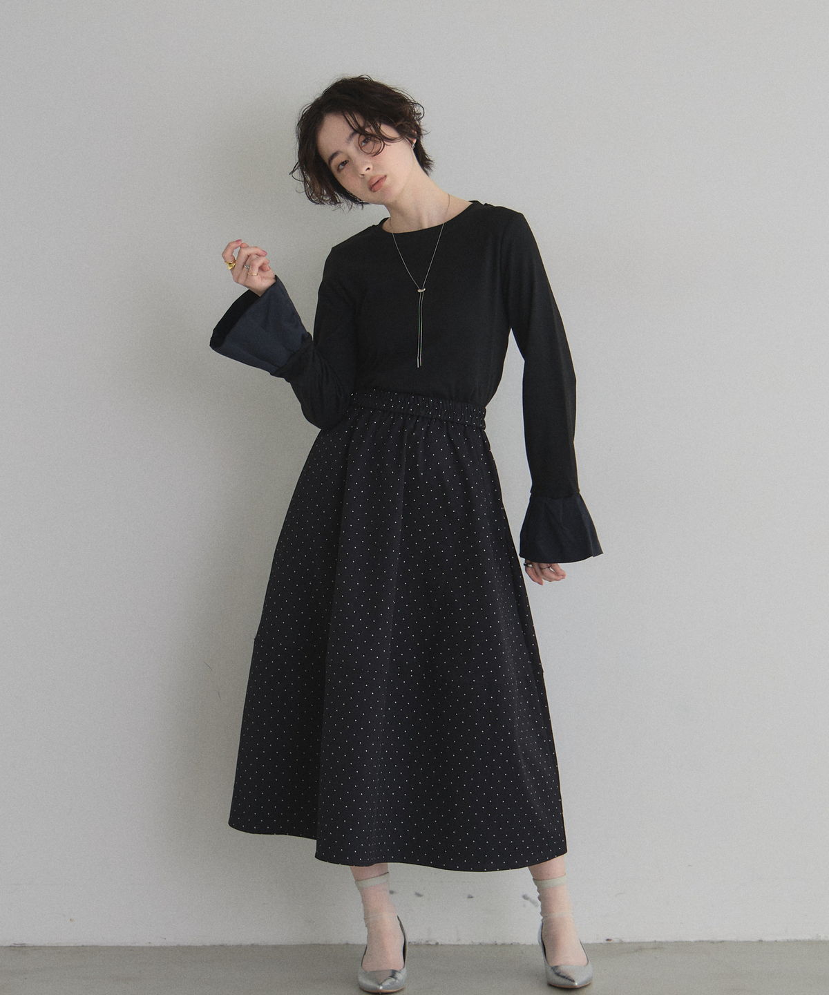 オフィシャルサイト限定】フレアスリーブTシャツ