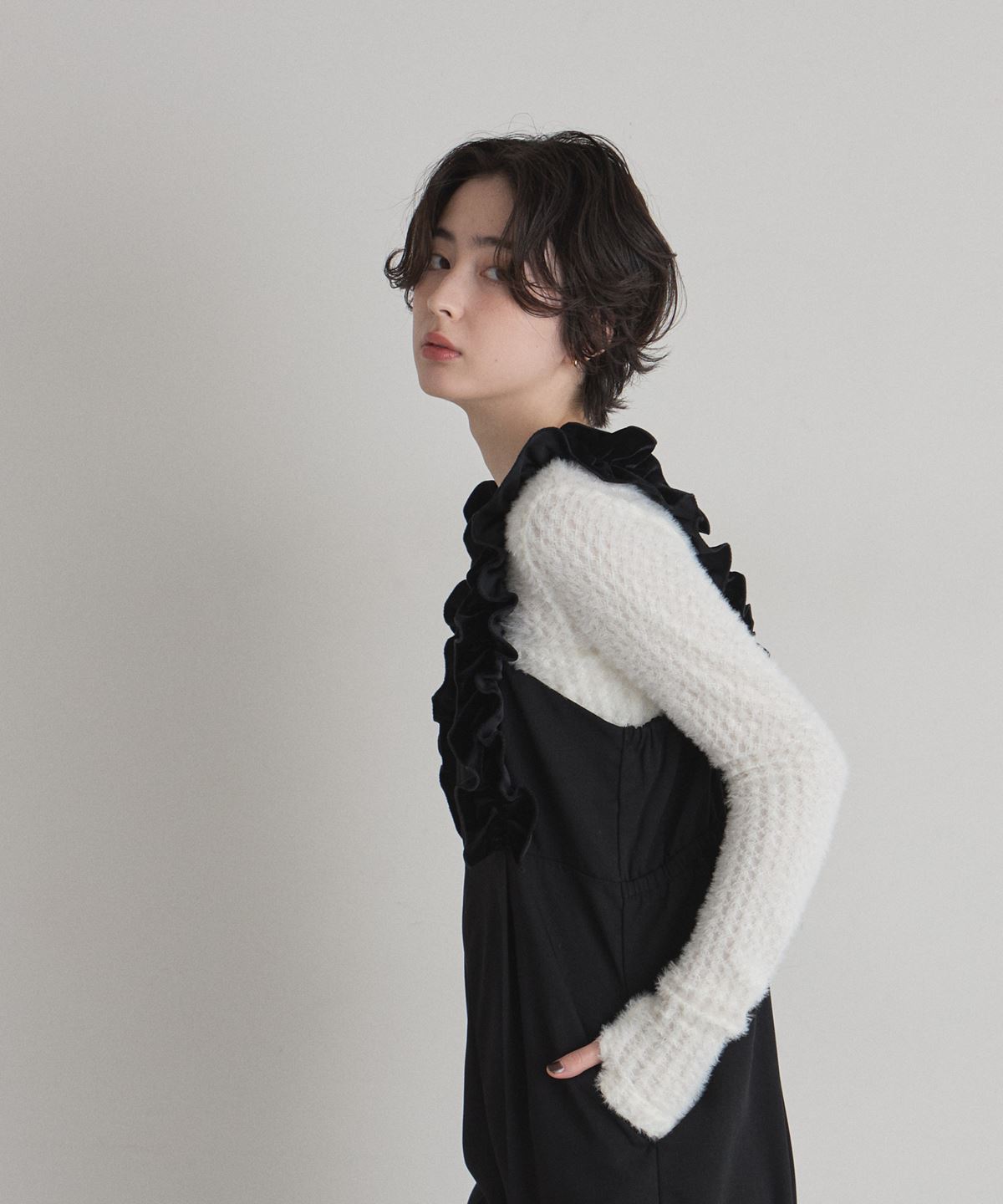 オフィシャルサイト限定】ベロアフリルオールインワン