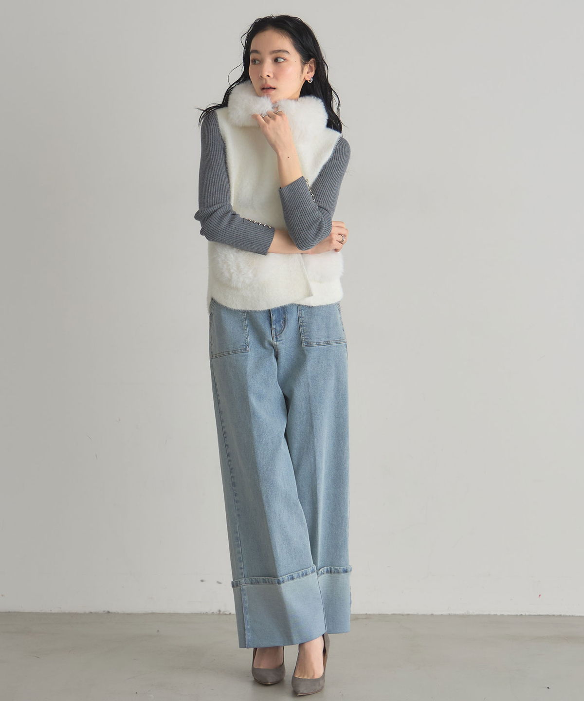 オフィシャルサイト限定】ファー×ニットZIPベスト