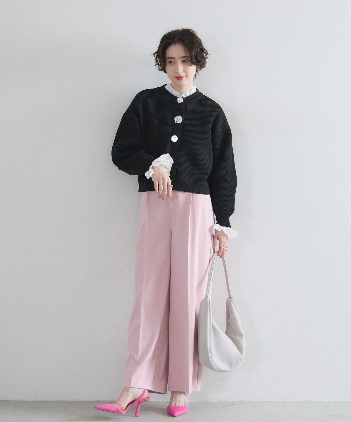 オフィシャルサイト限定】総レースシアートップス