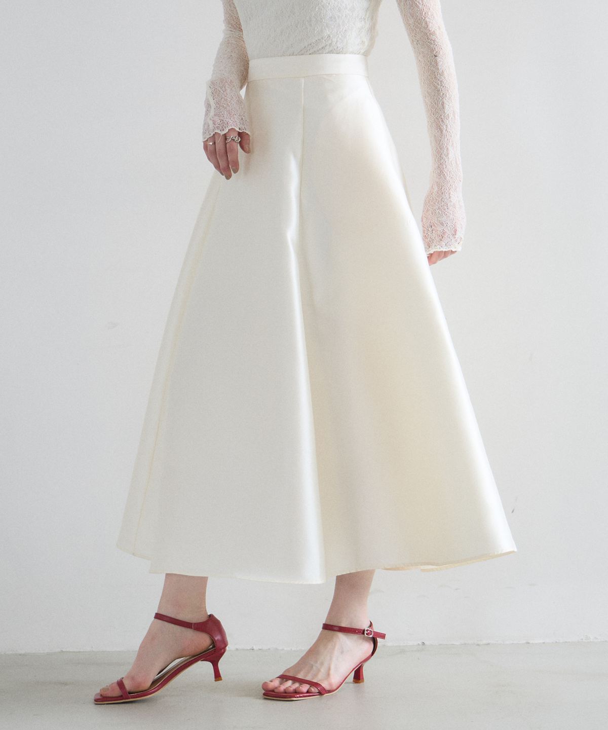 オフィシャルサイト限定】美シルエット上品フレアスカート